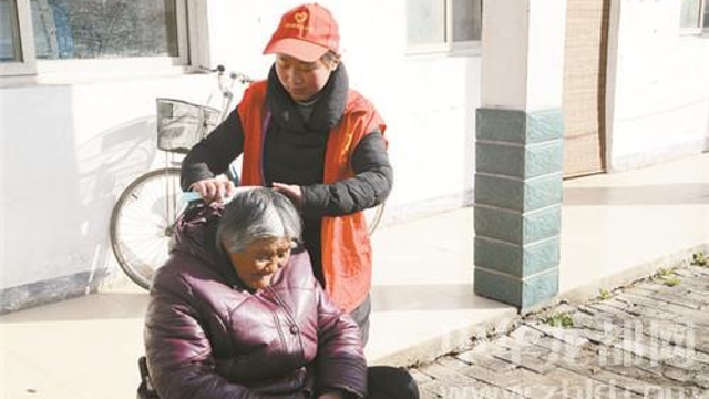 大王莊鄉(xiāng)敬老院開展“傳承雷鋒精神、弘揚(yáng)時(shí)代新風(fēng)”活動(dòng)